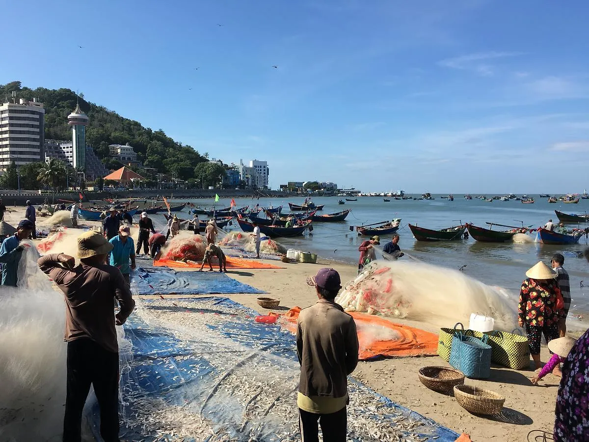 Amsterdam Hotel Vung Tau 0*,  Vietnam